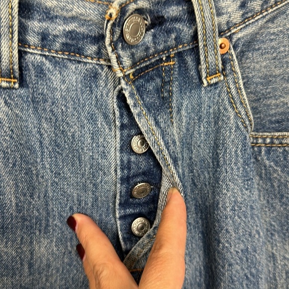 Levi's Men's 501 Original Mid Rise Regular Fit Straight Leg Jeans Sz 31 x 30 - Picture 7 of 12